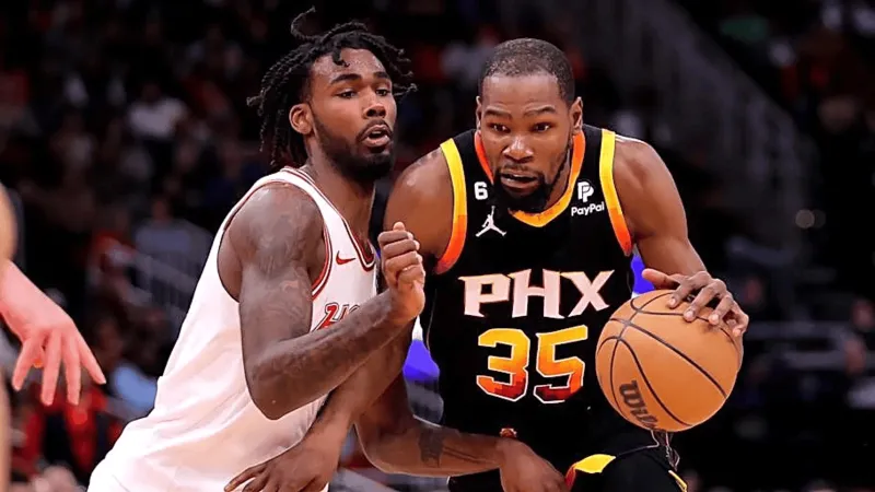 TA记者：火箭预计会优先续约伊森，再敲定杜兰特的大合同