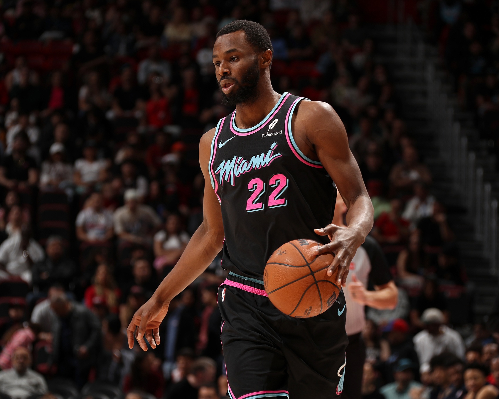 九游官方网站-维金斯：赛季漫长 局势瞬息万变 我们必须坚持下去 不能自暴自弃